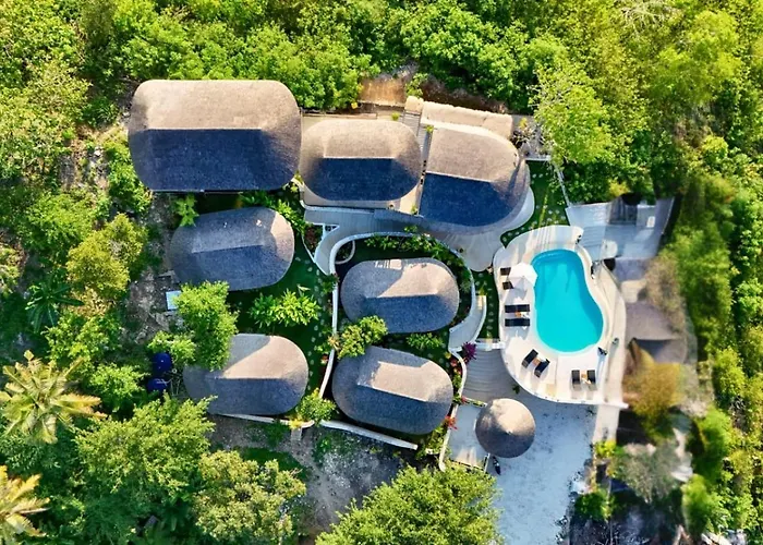 Penida View Village - Infinity Pool&volcano View 4*