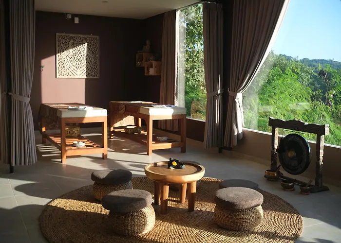 Penida View Village - Infinity Pool&volcano View Hotel 4*
